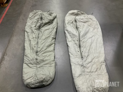(40) Sleeping Bags
