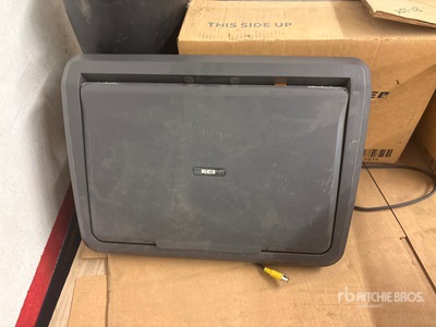 REI 710213 19 in Flip Screen Monitor Divers  (Unused)