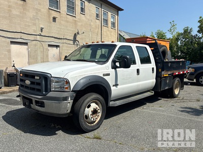 2006 Ford F-450 XL 4x2 Crew Cab Autocarro officina