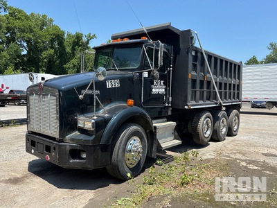 2006 Kenworth T800 8x4 Tri/A Dump Truck