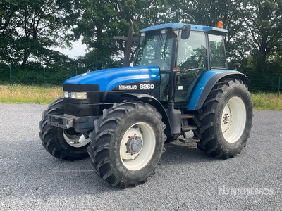 1998 New Holland 8260 DT Allradtraktor