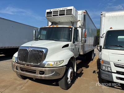 2003 International 4400 4x2 Refrigerated Truck (Inoperable)