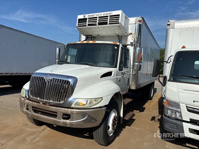 2003 International 4400 4x2 Refrigerated Truck (Inoperable)
