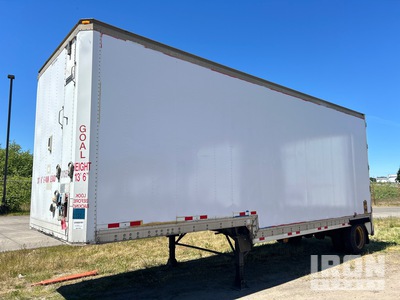 2002 Kentucky 28 ft x 102 in S/A Geschlossene Anhänger