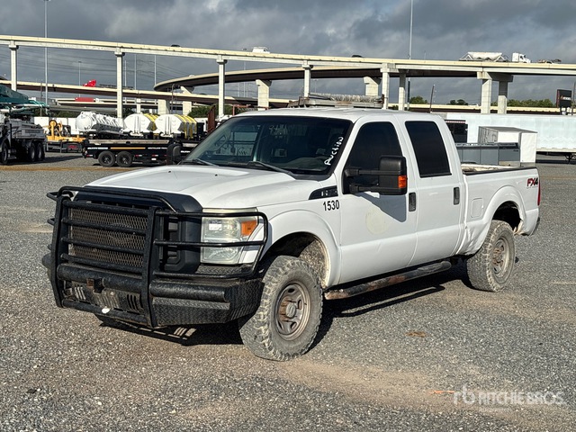 2016 Ford F-250 XL 4x4 Crew Cab Pickup