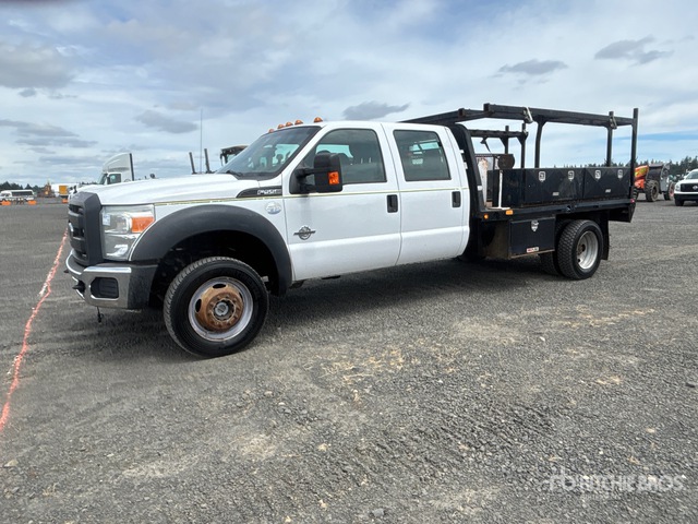 2015 Ford F-550 XL 4x4 Crew Cab Flatbed Truck