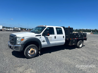 2015 Ford F-550 XL 4x4 Crew Cab 平台トラック