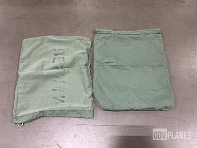 (196) Barracks Bags
