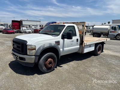 2009 Ford F-550 XL 4x2 Flatbed Truck