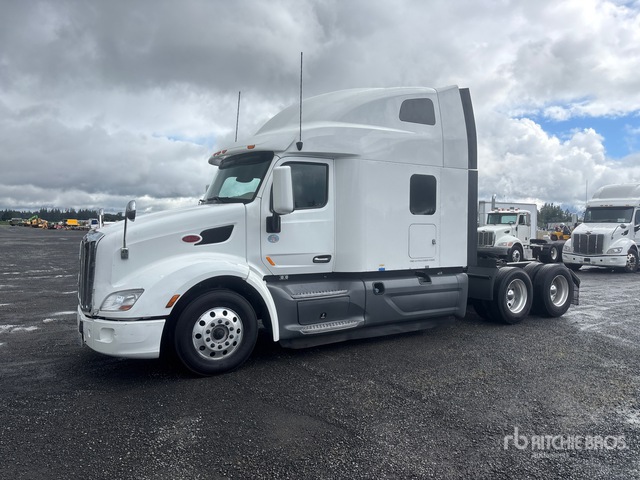 2022 Peterbilt 579 6x4 T/A Sleeper Truck Tractor