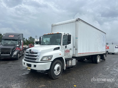 2018 Hino 268 4x2 バントラック (Inoperable)