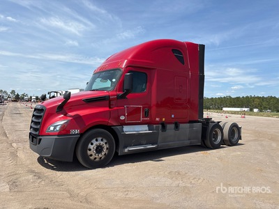 2019 Freightliner Cascadia 126 6x4 T/A Slaapcabine Trekker
