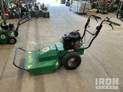 2021 Billy Goat BC2600ICH 26 in Gasoline Débroussailleuse rotative