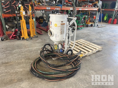 2021 Axxiom M21 Pneumatic Sandstrahler