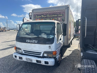 2000 Isuzu NPR 4x2 Camion fourgon (Inoperable)