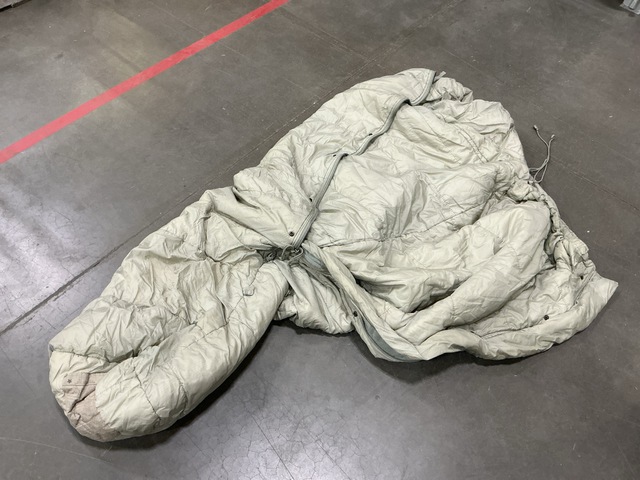 (40) Sleeping Bags