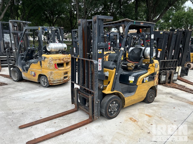 2020 Cat 2C5000 4750 lb Cushion Tire Forklift