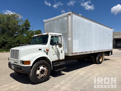 2000 International 4100 4x2 Van Truck