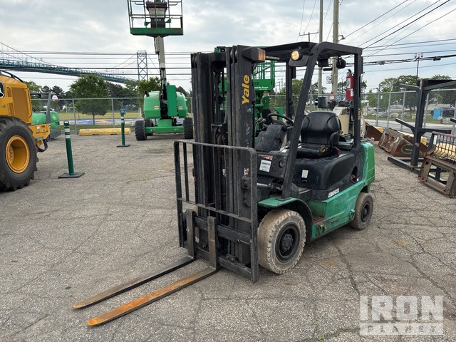 2017 Yale GTP050MX 4600 lb Pneumatic Tire Forklift