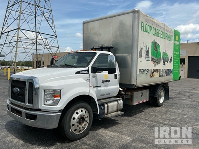 2019 Ford F-650 4x2 Hooklift Truck