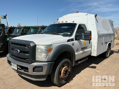 2012 Ford F-450 4x4 Camion de servicios