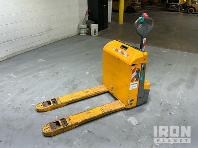2020 Jungheinrich EJE120 4500 lb Electric Pallet Jack