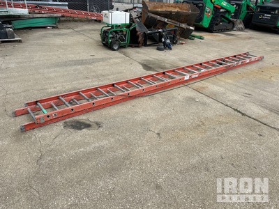 2023 Louisville FE3240 Ladder