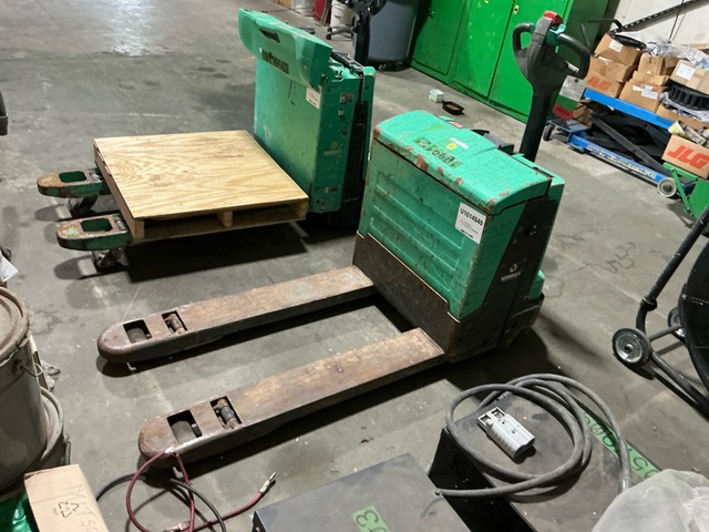 2017 Mitsubishi PW23 4500 lb Electric Pallet Jack