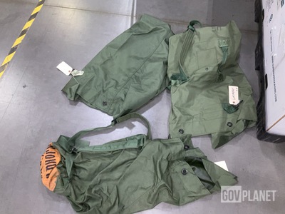 (62) Duffel Bags