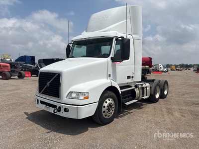 2017 Volvo VNM 6x4 T/A Day Cab Truck Tractor