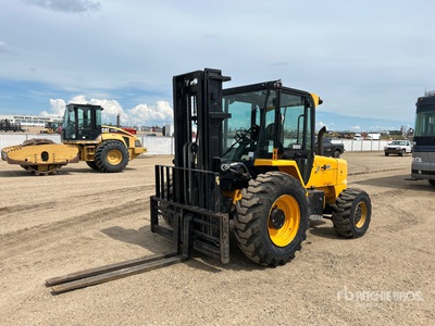 2017 JCB 950 10000 lb 4x4 Chariot élévateur tout terrain