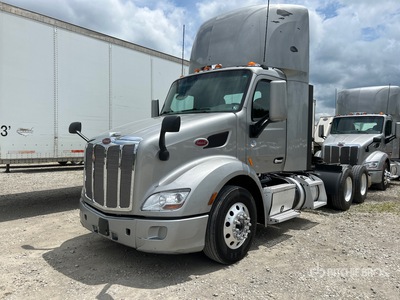 2022 Peterbilt 579 6x4 T/A Dagcabine Trekker