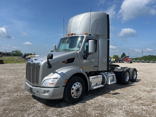 2022 Peterbilt 579 6x4 T/A Day Cab Truck Tractor