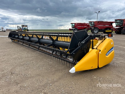 2013 New Holland 740CF Flex Combine Header