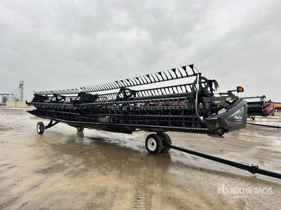 2014 MacDon FD75 40 ft Flex Draper Combine Header