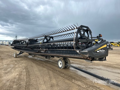 2017 MacDon FD75 40 ft Flex Draper Tête de moissonneuse-batteuse