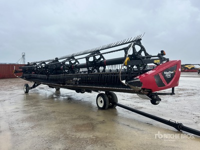 2018 MacDon FD140 40 ft Flex Draper Combine Header