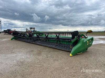 2021 John Deere RD40F 40 ft Flex Draper Combine Header
