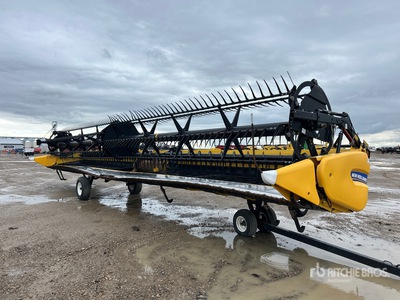 2022 New Holland 880CF 40 ft Draper Combine Header
