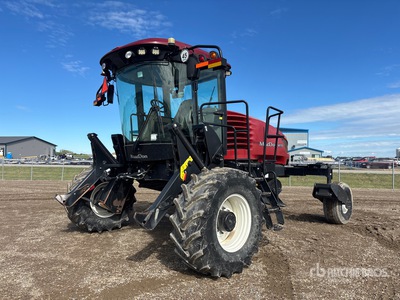 2018 MacDon M1170 Windrower
