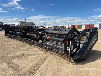 2011 MacDon D60-D 30 ft Testata per falciacondizionatrice