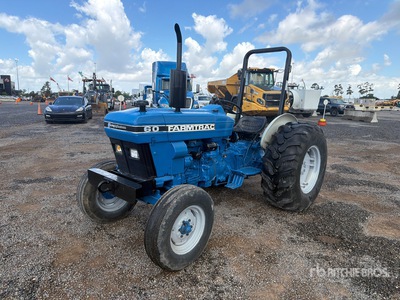 2002 Farmtrac 60 2WD ユーティリティトラクター