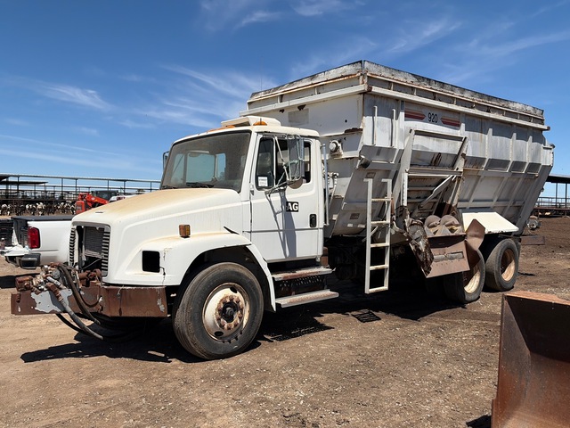2000 Freightliner FL80 6x4 Feed Truck