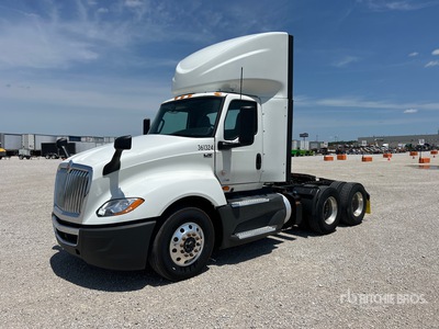 2021 International LT625 6x4 Cabina per trattore stradale