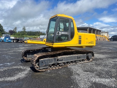 2001 Komatsu PC210LC-6E 油圧ショベル
