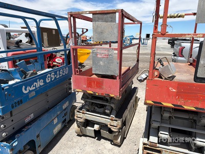 2004 Skyjack SJ3219 Electric Scissor Lift (Inoperable)