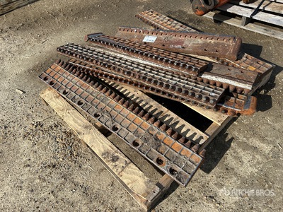 Quantity of Grader Blades with Ice Picks