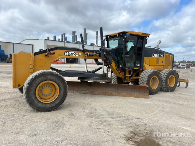 2018 John Deere 872G AWD Motor Grader