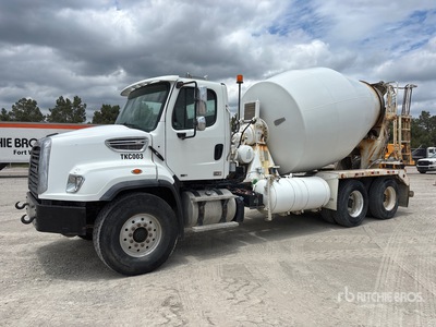 2015 Freightliner 114SD 6x4 Camion hormigonera