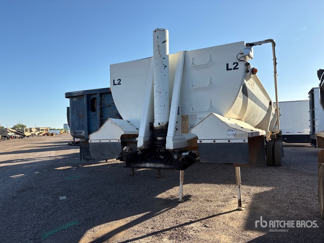 2006 Ranco ED3038 36 ft T/A Frameless Demolition End Dump Trailer